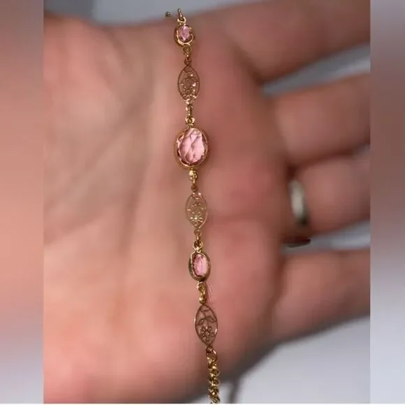 Elegant Gold and Pink Bracelet - Picture 3 of 3